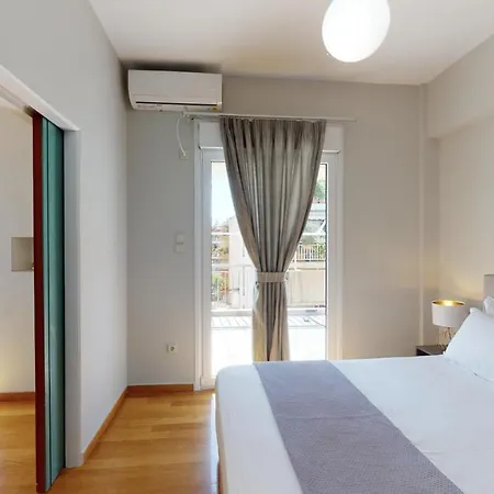 Lejlighed I Akropolis - Koukaki På 75 M². Soveværelser: 3. Private Badeværelser: 2. Athen